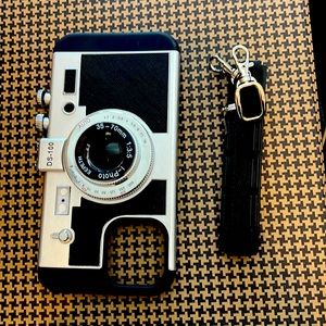 Brand New Cellphone case with strap